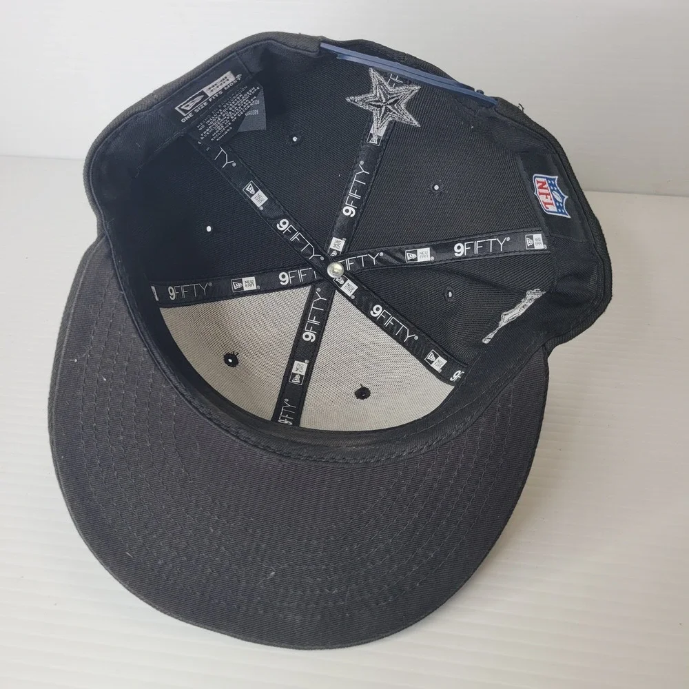 New Era 9Fifty Dallas Cowboys NFL Football Snapback‎ Cap Hat Men's OS Black Out